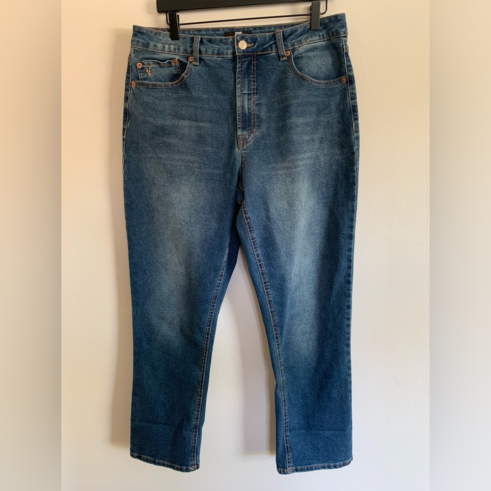 FRYE High Rise Straight Leg Jeans Size 30